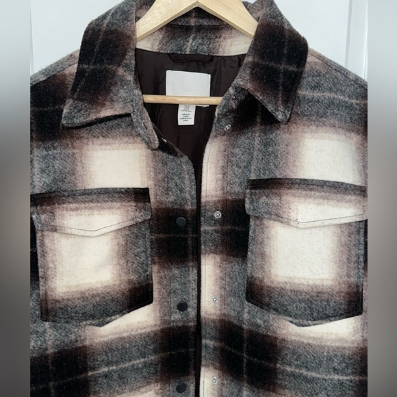 H&M Oversized Shacket - Picture 2 of 5